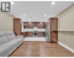 3000 MCROBBIE CRESCENT - 39