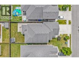 3000 MCROBBIE CRESCENT - 4