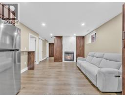 3000 MCROBBIE CRESCENT - 41