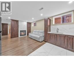 3000 MCROBBIE CRESCENT - 42