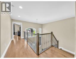 3000 MCROBBIE CRESCENT - 9