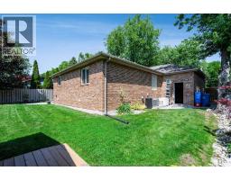 895 Malott AVENUE - 40