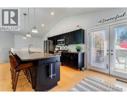 895 Malott AVENUE - 8