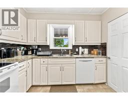 889 PATRICE DRIVE - 16