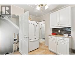 889 PATRICE DRIVE - 18