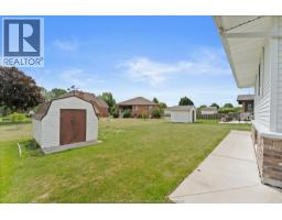 18 ELIZABETH CRESCENT - 34