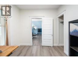942 Lincoln ROAD - 21