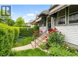942 Lincoln ROAD - 3