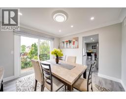 2405 ROXBOROUGH BOULEVARD - 13