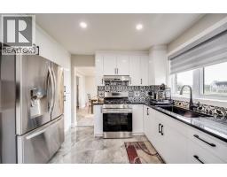 2405 ROXBOROUGH BOULEVARD - 16