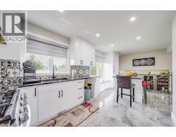2405 ROXBOROUGH BOULEVARD - 19