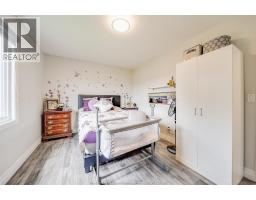 2405 ROXBOROUGH BOULEVARD - 24