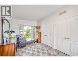 2405 ROXBOROUGH BOULEVARD - 31