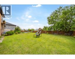 2405 ROXBOROUGH BOULEVARD - 43