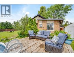 2405 ROXBOROUGH BOULEVARD - 47