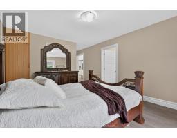1267 EASTLAWN AVENUE - 20