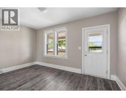 1381-83 WELLINGTON - 5
