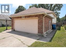 2525 STRAWBERRY DRIVE - 6