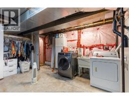 371 OAK STREET - 9