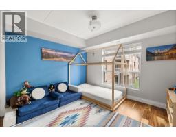 401 GRAND MARAIS West UnitNo. 202 - 18