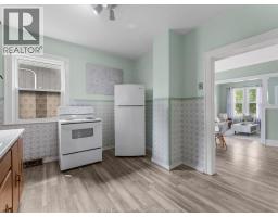 558 ELM - 10