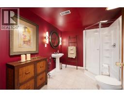 1292 Kenwick Way - 25