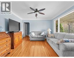 814 WATSON AVENUE - 7