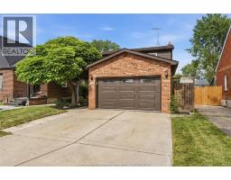 2282 WOODLAWN - 2