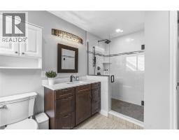 2282 WOODLAWN - 21