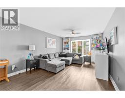 2282 WOODLAWN - 7