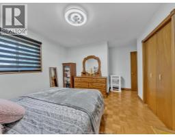 24 CAMELOT AVENUE - 27