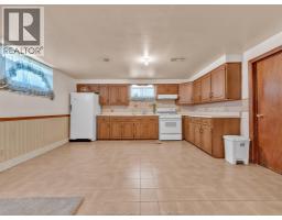 24 CAMELOT AVENUE - 41