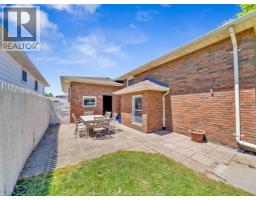 24 CAMELOT AVENUE - 44