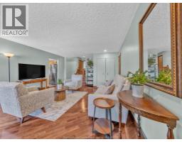 24 CAMELOT AVENUE - 6