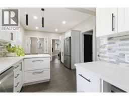 1220 GLADSTONE - 12