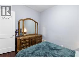 1220 GLADSTONE - 17