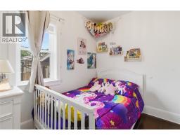 1220 GLADSTONE - 23