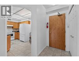 3915 Southwinds DRIVE UnitNo. 203 - 11