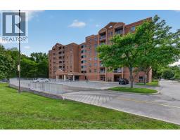 3915 Southwinds DRIVE UnitNo. 203 - 2