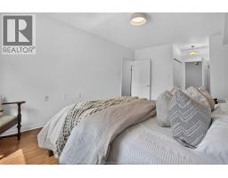3915 Southwinds DRIVE UnitNo. 203 - 30