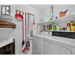 3915 Southwinds DRIVE UnitNo. 203 - 34