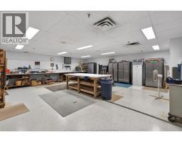 3915 Southwinds DRIVE UnitNo. 203 - 41