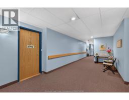 3915 Southwinds DRIVE UnitNo. 203 - 9