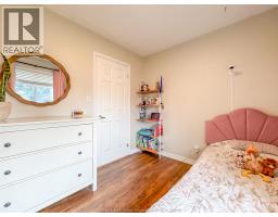 281 FAIRVIEW East - 19