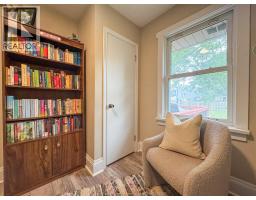 1008 ASKIN AVENUE - 11