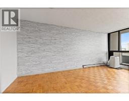 111 RIVERSIDE DRIVE UnitNo. 903 - 8
