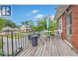 826 JOS JANISSE AVENUE - 27