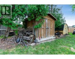133 Maidstone AVENUE East - 34
