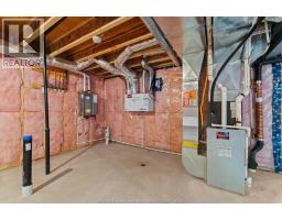 262 LIVINGSTONE CRESCENT - 31