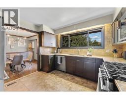 4060 KENNEDY DRIVE - 18